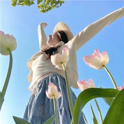 荒唐男荒唐女